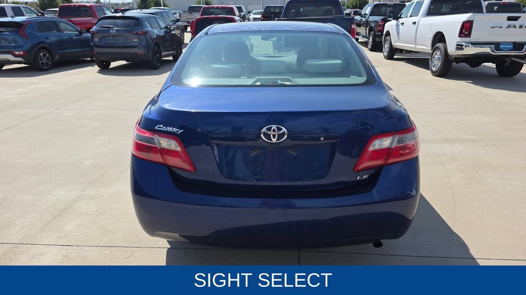 Used 2009 Toyota Camry LE FWD image 4