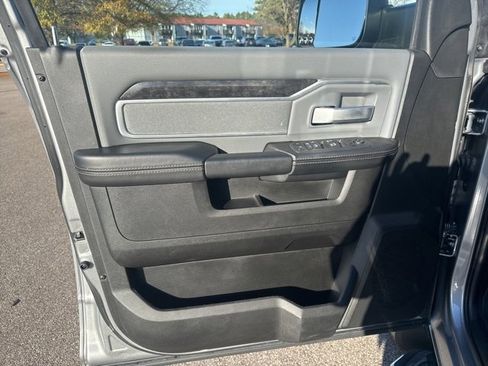 Used 2022 RAM 2500 Big Horn image 28