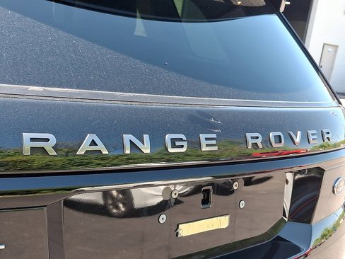 Used 2021 Land Rover Range Rover Sport HSE Silver Edition AWD/4WD image 29