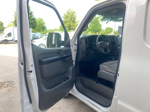 Used 2018 Nissan NV 1500 S RWD image 14