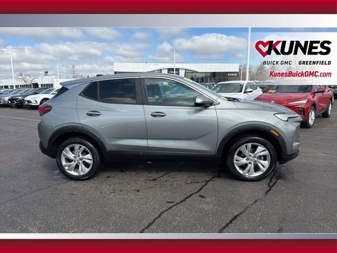 Used 2025 Buick Encore GX Preferred image 4
