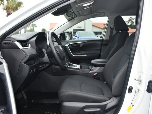 Certified 2023 Toyota RAV4 LE image 7