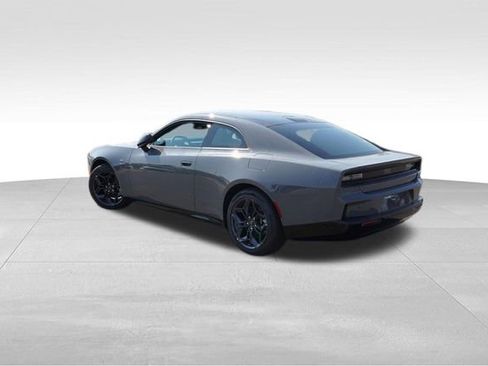 New 2025 Dodge Charger Daytona R/T w/ Sun & Sound Package AWD/4WD image 5