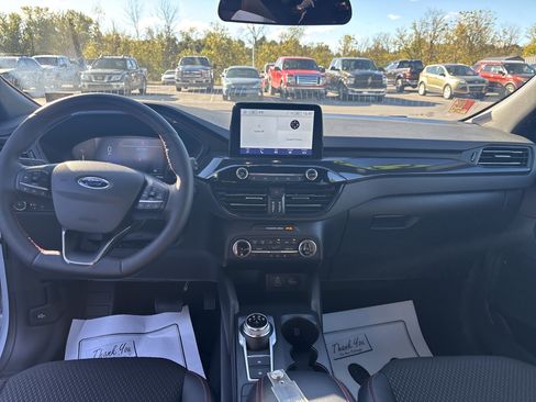 Used 2025 Ford Escape ST-Line Select image 15