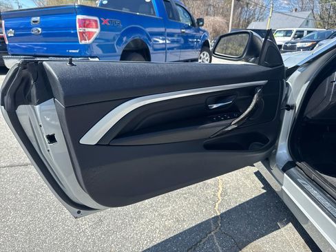 Used 2014 BMW 428i xDrive Convertible AWD/4WD image 18