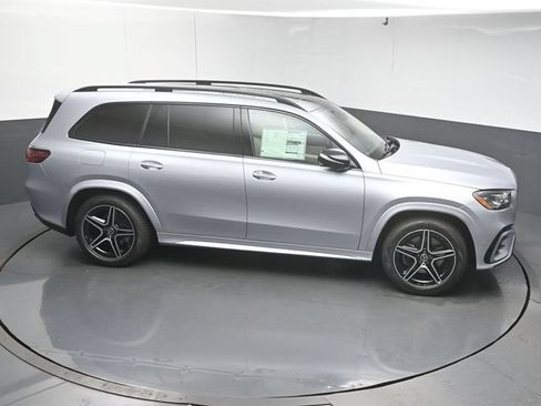 Used 2026 Mercedes-Benz GLS 450 4MATIC image 51