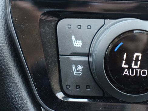 Certified 2025 Toyota Grand Highlander AWD image 33