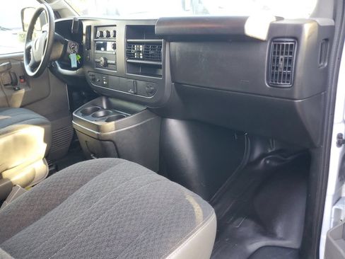 Used 2025 Chevrolet Express 2500 w/ Driver Convenience Package RWD image 9