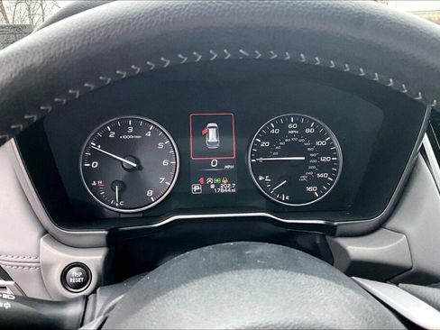 Certified 2024 Subaru Outback Limited w/ Popular Package #2 image 8