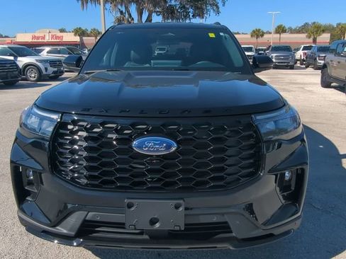 New 2026 Ford Explorer ST-Line w/ ST-Line Street Pack image 10