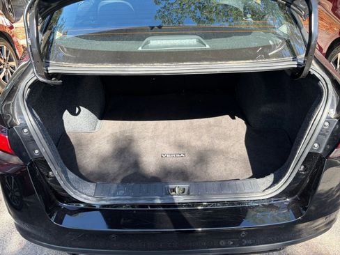 Used 2025 Nissan Versa SV image 29