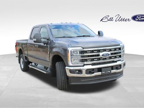 New 2026 Ford F250 XLT w/ XLT Premium Package image 2