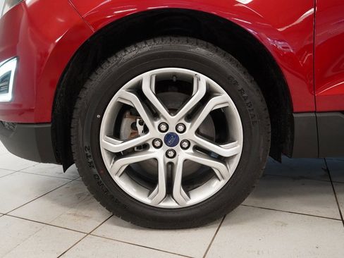 Used 2016 Ford Edge Titanium w/ Technology Package image 16
