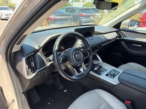 Used 2024 MAZDA CX-90 Plug-In Hybrid w/ Premium Pkg AWD/4WD image 4
