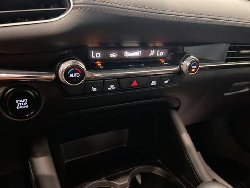 Used 2022 MAZDA MAZDA3 s FWD image 30
