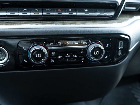 Used 2023 Chevrolet Silverado 1500 LT RWD image 19
