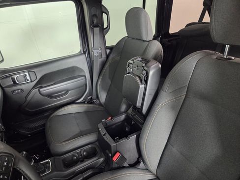 Certified 2025 Jeep Wrangler Unlimited Sport AWD/4WD image 22