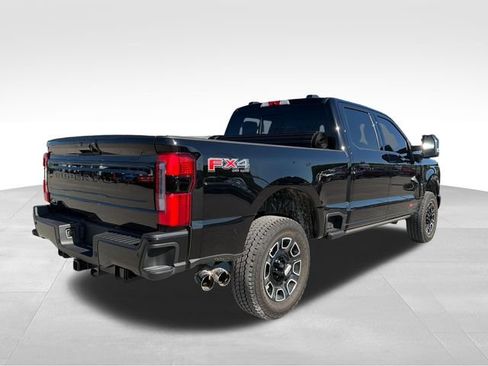 Used 2025 Ford F350 Platinum AWD/4WD image 7
