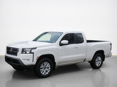 Certified 2024 Nissan Frontier SV w/ SV Convenience Package image 7