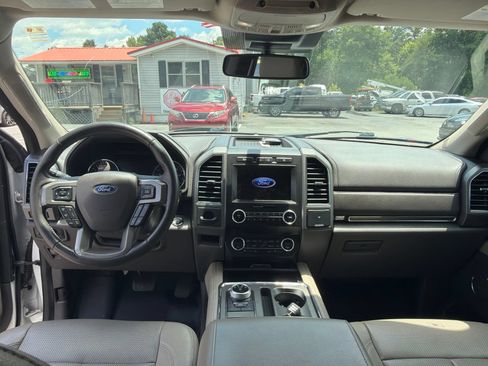Used 2021 Ford Expedition XLT RWD image 11
