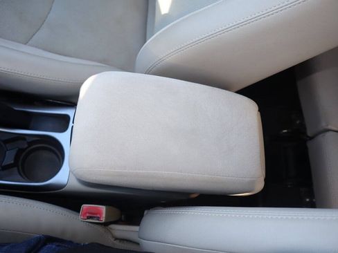 Used 2008 Mitsubishi Outlander SE FWD image 58