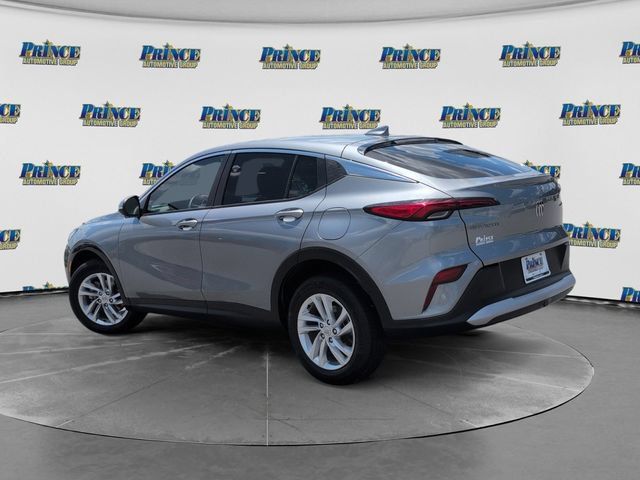 Used 2025 Buick Envista Preferred FWD image 11
