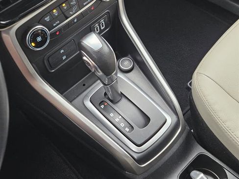 Used 2021 Ford EcoSport Titanium image 16