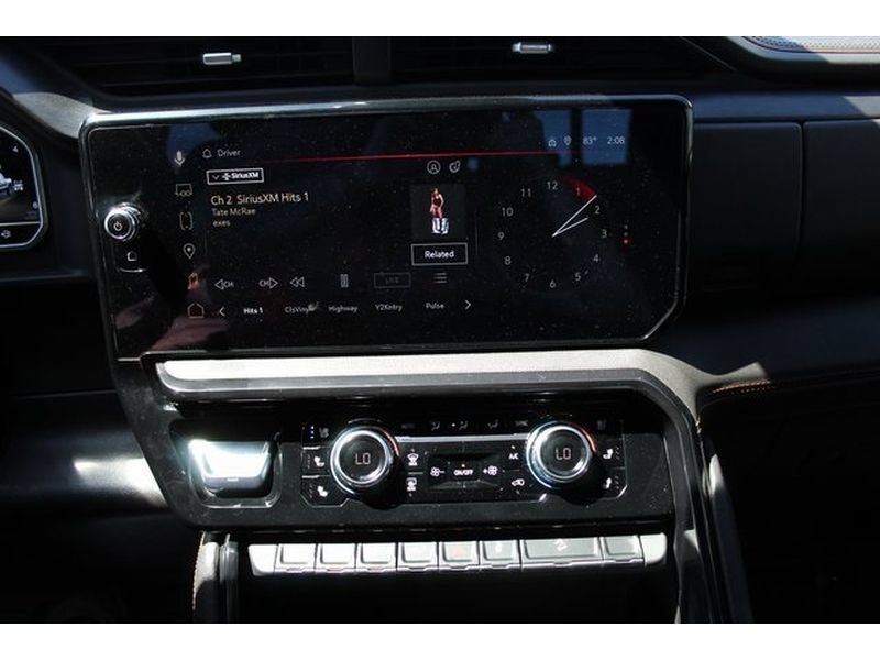 Used 2024 GMC Sierra 1500 AT4 w/ Technology Package AWD/4WD image 36
