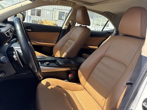 Used 2014 Lexus IS 250 AWD image 17