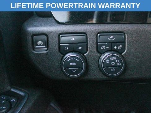 Used 2024 Chevrolet Silverado 2500 LT w/ Convenience Package image 19