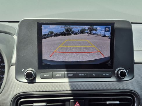 Certified 2022 Hyundai Kona SEL FWD image 21