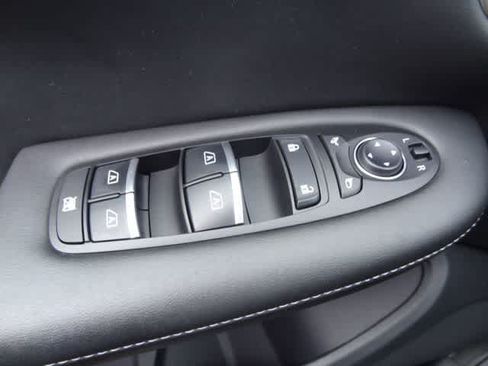 Certified 2023 INFINITI QX55 Essential AWD/4WD image 17