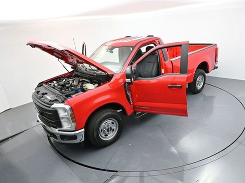 New 2026 Ford F250 XL w/ XL Chrome Package RWD image 35