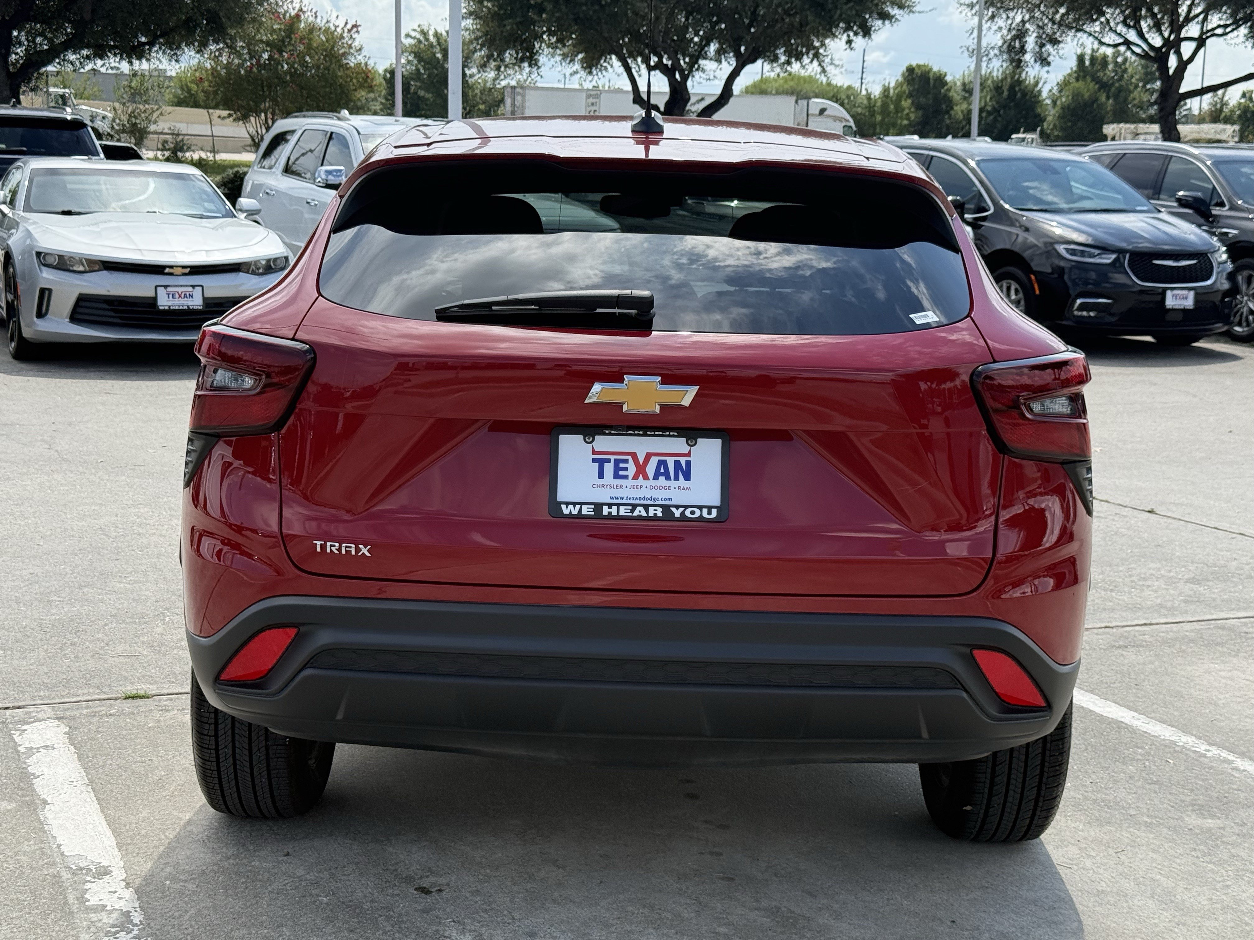 Used 2026 Chevrolet Trax LS FWD image 6