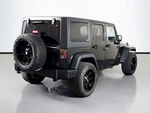 Used 2018 Jeep Wrangler Unlimited Sport S AWD/4WD image 5