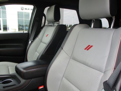 Used 2024 Dodge Durango GT AWD/4WD image 38