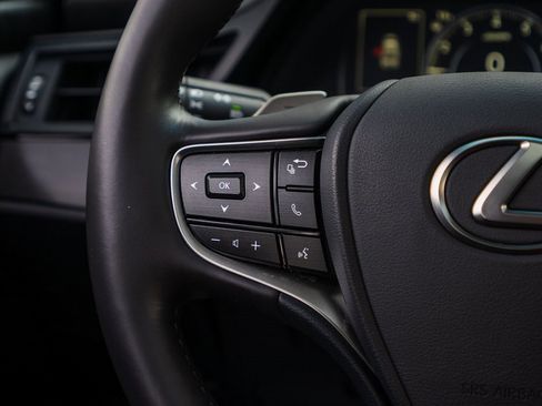 Used 2024 Lexus ES 350 w/ Premium Package image 28