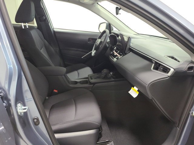 New 2026 Toyota Corolla Cross LE w/ Cold Weather Package AWD/4WD image 11