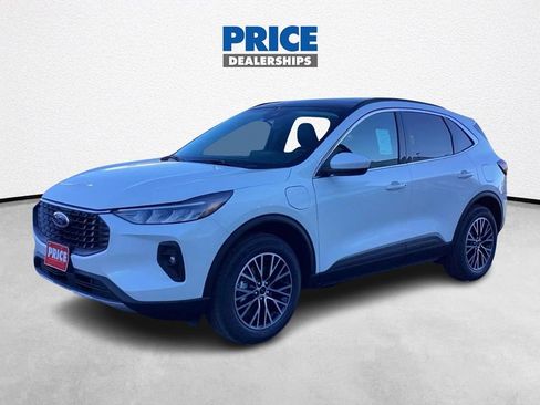 New 2025 Ford Escape SE image 3