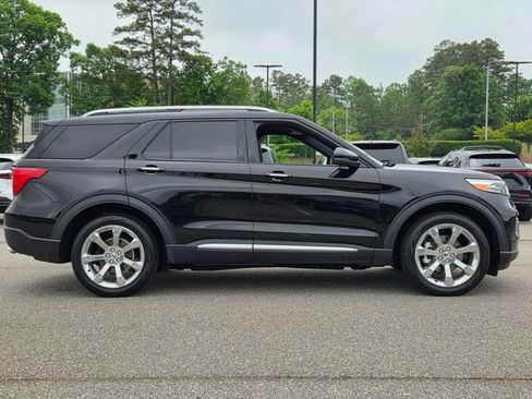 Used 2020 Ford Explorer Platinum w/ Premium Technology Package AWD/4WD image 6