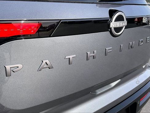 New 2026 Nissan Pathfinder SV image 13