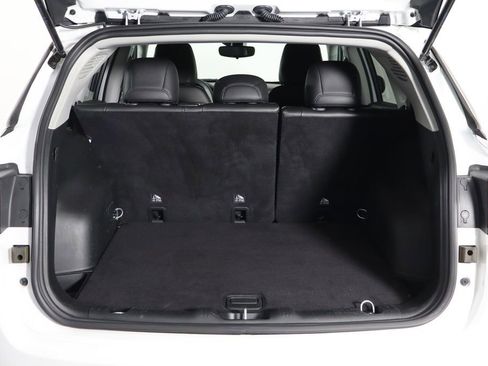 Used 2022 Jeep Compass Latitude AWD/4WD image 17