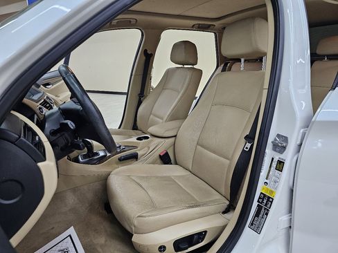 Used 2015 BMW X1 xDrive28i image 18