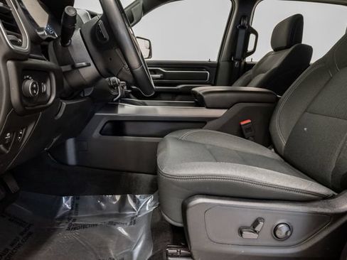 Used 2022 RAM 1500 Big Horn AWD/4WD image 11