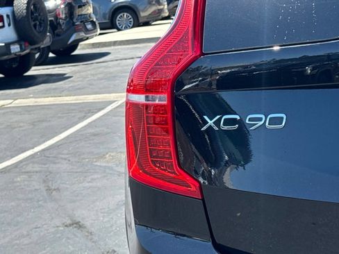 Used 2023 Volvo XC90 B6 Plus w/ Protection Package Premier AWD/4WD image 14