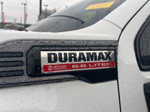 Used 2024 GMC Sierra 2500 AT4 w/ AT4 Premium Plus Package image 13