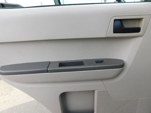 Used 2008 Ford Escape XLT image 14