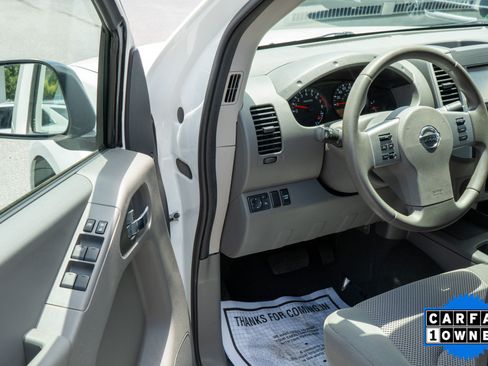 Used 2019 Nissan Frontier SV RWD image 12