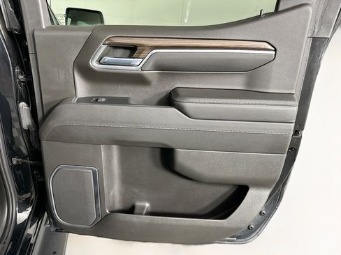 Used 2022 Chevrolet Silverado 1500 LT image 30