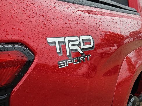 New 2025 Toyota Tacoma 4x4 Double Cab Hybrid image 4